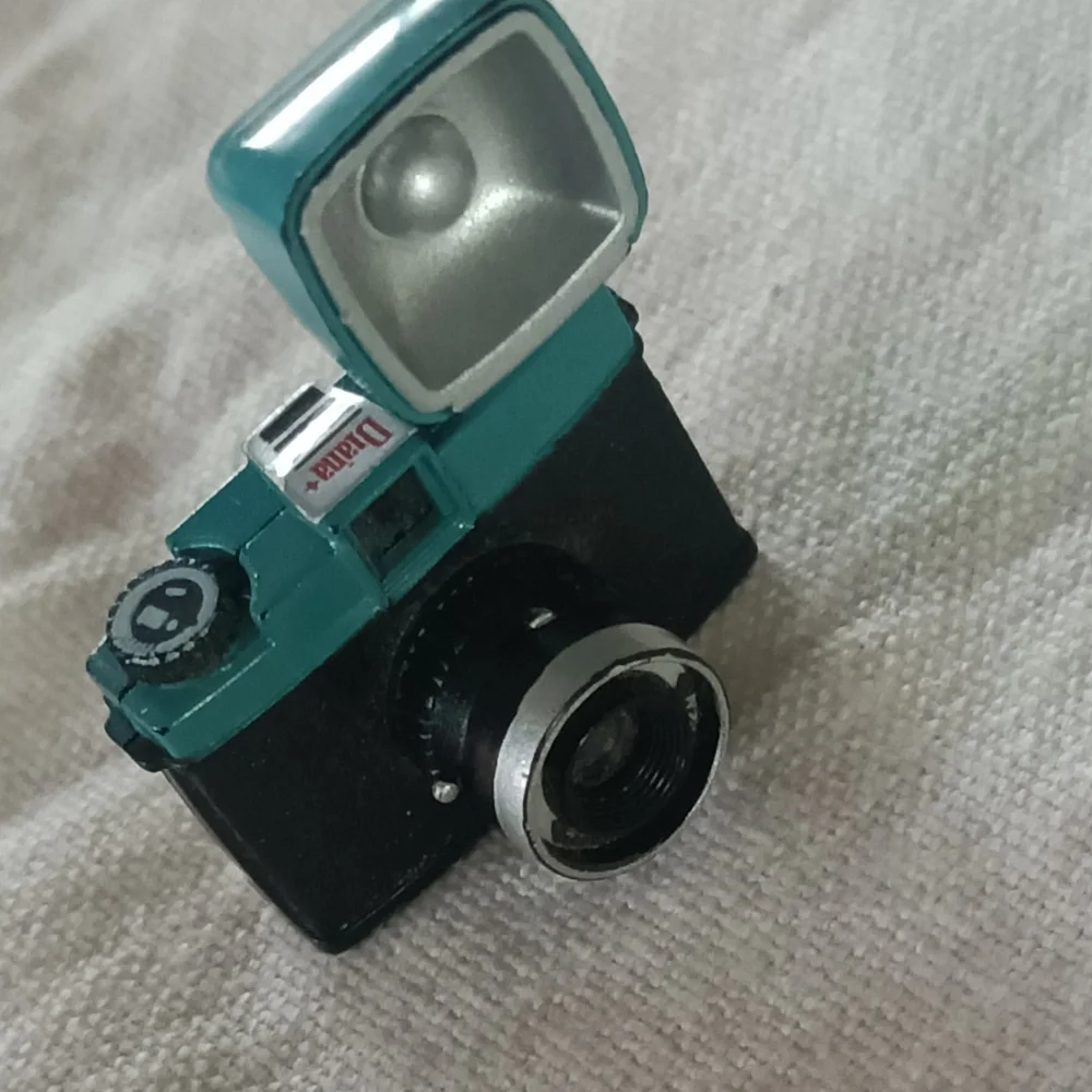 Black and Teal Simulated Camera Set